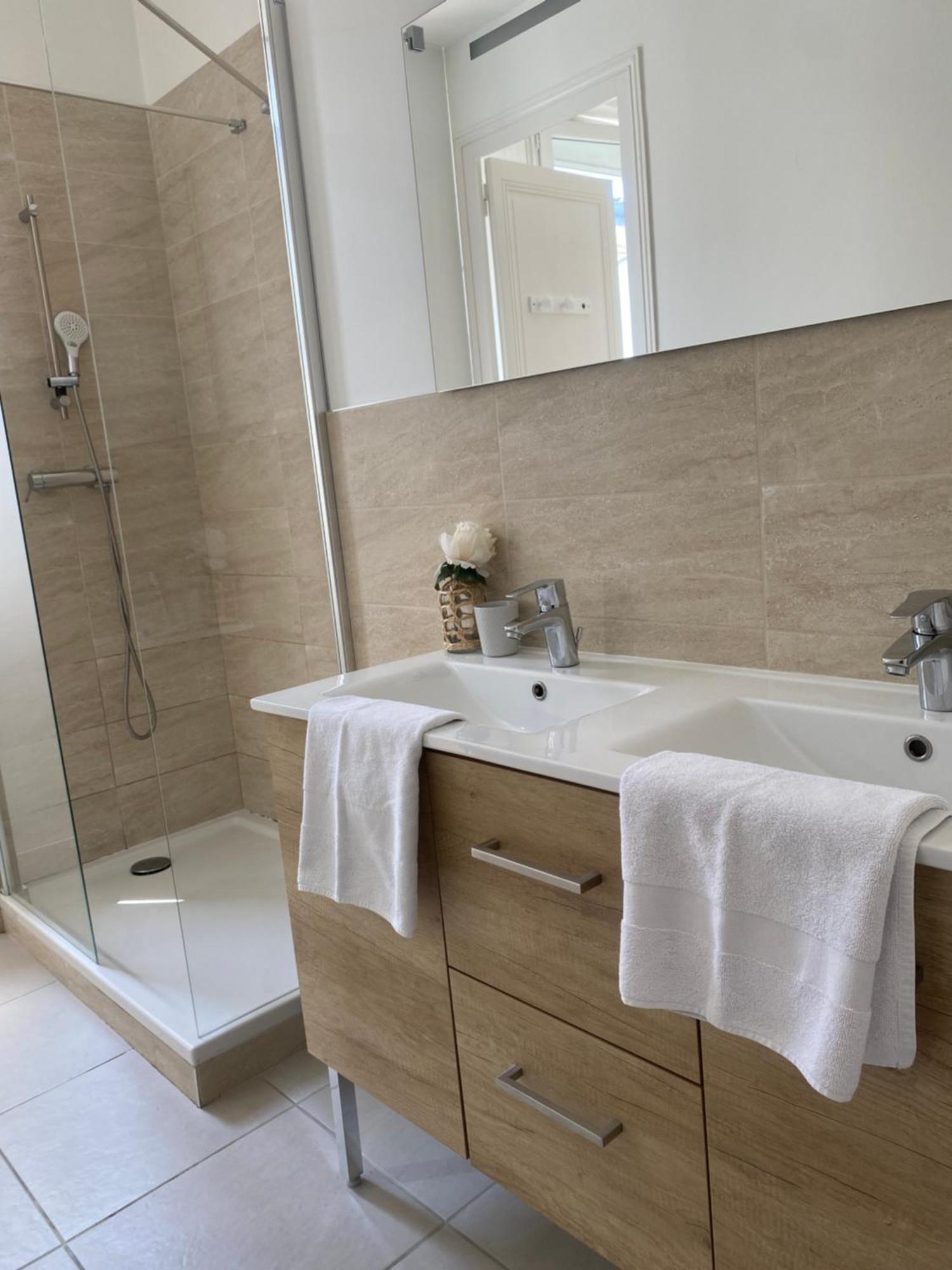 Maison De Charme Neuf Hyper Centre Apartment